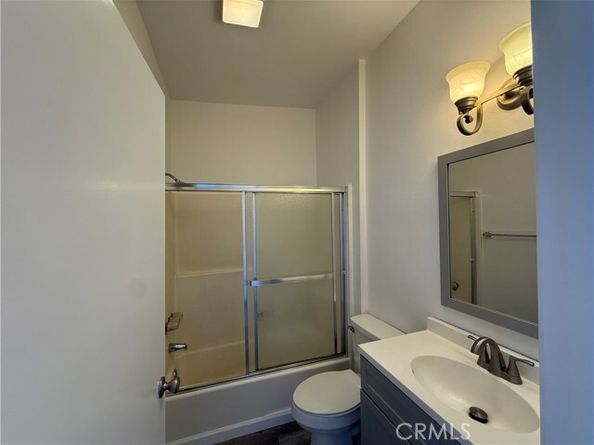 9900 Jordan 62, Chatsworth (los Angeles) CA 91311