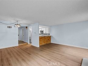 15735 Nordhoff Street 36, North Hills (los Angeles) CA 91343