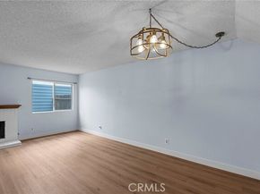 15735 Nordhoff Street 36, North Hills (los Angeles) CA 91343