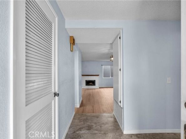 15735 Nordhoff Street 36, North Hills (los Angeles) CA 91343