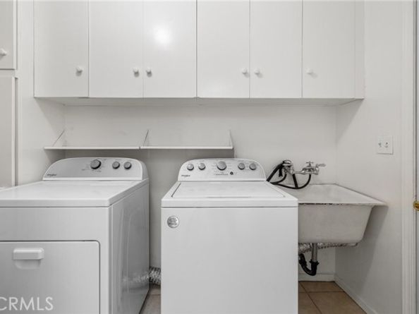 7646 De Soto Avenue, Canoga Park (los Angeles) CA 91304