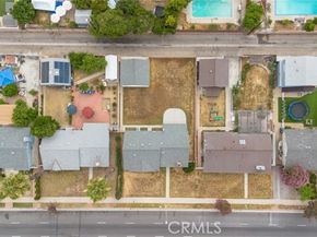 7646 De Soto Avenue, Canoga Park (los Angeles) CA 91304