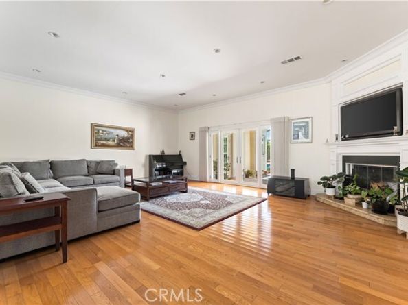 4811 Heaven Avenue, Woodland Hills (los Angeles) CA 91364