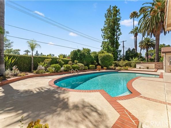4811 Heaven Avenue, Woodland Hills (los Angeles) CA 91364