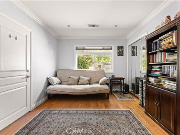 4811 Heaven Avenue, Woodland Hills (los Angeles) CA 91364