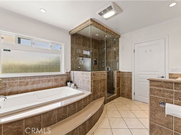 4811 Heaven Avenue, Woodland Hills (los Angeles) CA 91364