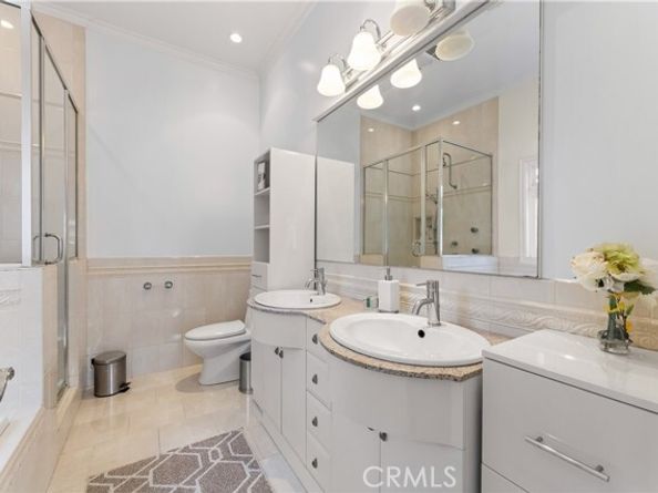 4811 Heaven Avenue, Woodland Hills (los Angeles) CA 91364