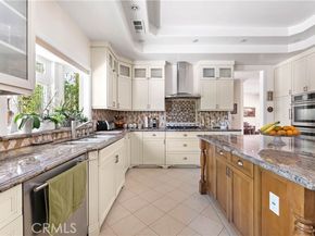4811 Heaven Avenue, Woodland Hills (los Angeles) CA 91364