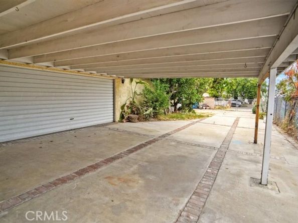 12985 Kagel Canyon Street, Pacoima (los Angeles) CA 91331