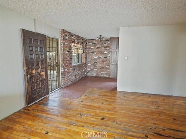12985 Kagel Canyon Street, Pacoima (los Angeles) CA 91331