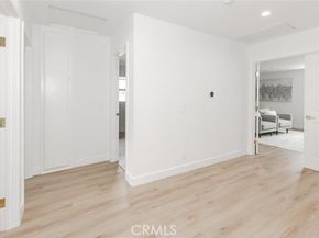 17101 Dearborn Street, Northridge (los Angeles) CA 91325