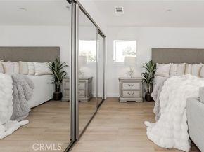 17101 Dearborn Street, Northridge (los Angeles) CA 91325