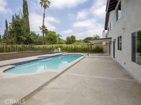 17101 Dearborn Street, Northridge (los Angeles) CA 91325