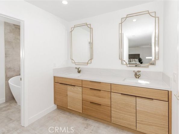 17101 Dearborn Street, Northridge (los Angeles) CA 91325