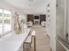17101 Dearborn Street, Northridge (los Angeles) CA 91325