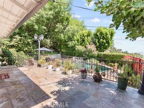 17861 Cathedral Pl, Encino (los Angeles) CA 91316