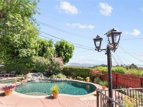 17861 Cathedral Pl, Encino (los Angeles) CA 91316