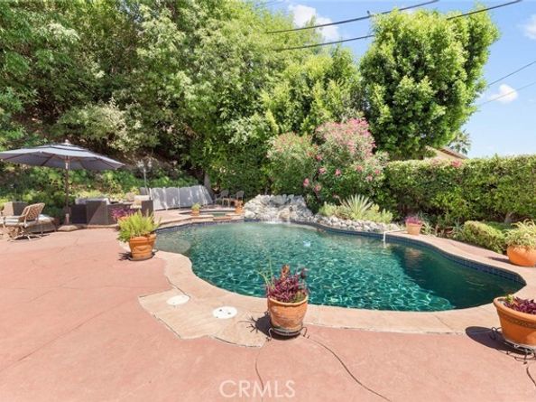 17861 Cathedral Pl, Encino (los Angeles) CA 91316