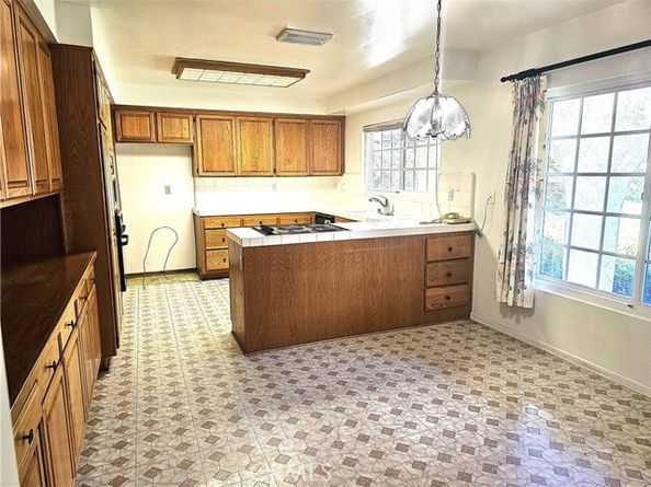 12521 Fraser Avenue, Granada Hills (los Angeles) CA 91344