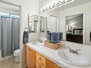 15232 Foothill Boulevard 138, Sylmar (los Angeles) CA 91342