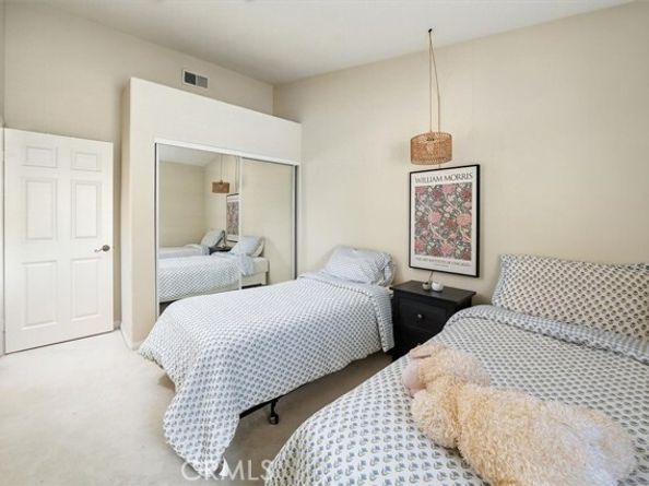 15232 Foothill Boulevard 138, Sylmar (los Angeles) CA 91342