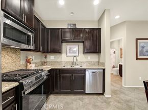 14665 Sherman Way, Van Nuys (los Angeles) CA 91405