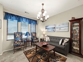 14665 Sherman Way, Van Nuys (los Angeles) CA 91405
