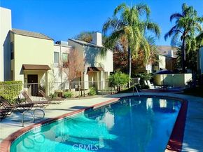 4275 Las Virgenes Road 3, Calabasas CA 91302