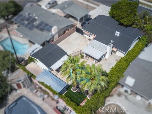 8527 Casaba Avenue, Winnetka (los Angeles) CA 91306