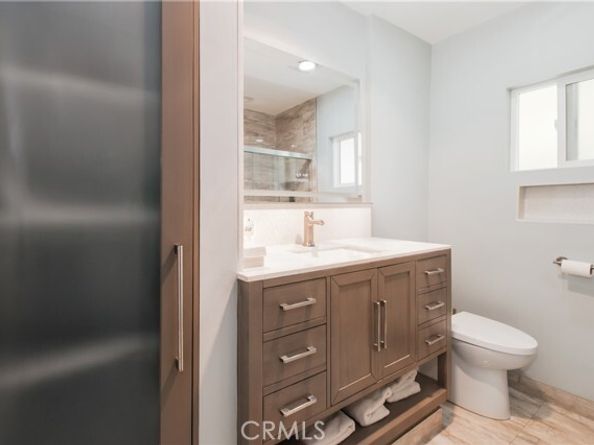8527 Casaba Avenue, Winnetka (los Angeles) CA 91306