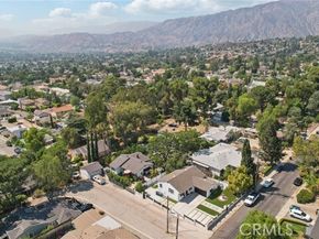10337 Pinyon Avenue, Tujunga (los Angeles) CA 91042