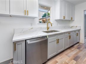 22151 Ingomar Street, Canoga Park (los Angeles) CA 91304