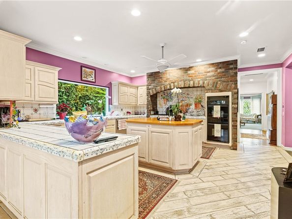 4960 Densmore Avenue, Encino (los Angeles) CA 91436
