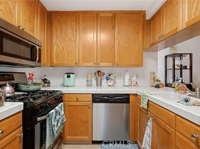 15760 Midwood Drive 6, Granada Hills (los Angeles) CA 91344