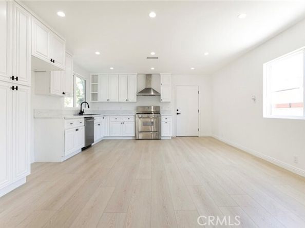 11127 Monogram Avenue, Granada Hills (los Angeles) CA 91344