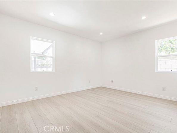 11127 Monogram Avenue, Granada Hills (los Angeles) CA 91344