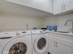 7030 Valmont Street A, Tujunga (los Angeles) CA 91042
