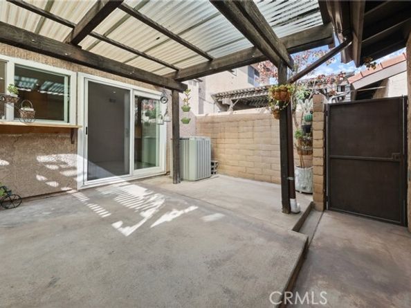 193 S Hollenbeck, Covina CA 91723