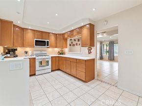 193 S Hollenbeck, Covina CA 91723