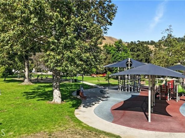 4564 N Figueroa Street, Los Angeles CA 90065