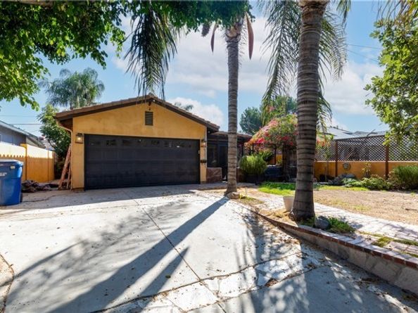 7326 Vanalden, Reseda (los Angeles) CA 91335