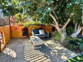 7326 Vanalden, Reseda (los Angeles) CA 91335