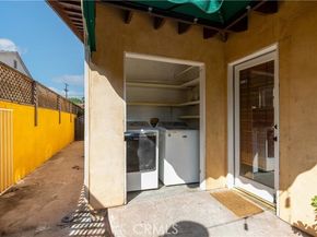 7326 Vanalden, Reseda (los Angeles) CA 91335