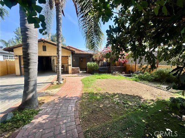 7326 Vanalden, Reseda (los Angeles) CA 91335