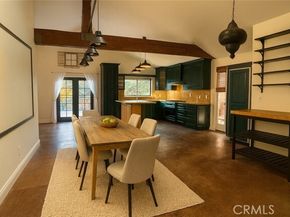 7326 Vanalden, Reseda (los Angeles) CA 91335