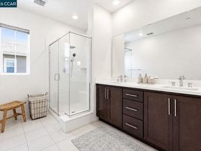 205 Plum Tree St, Livermore CA 94551