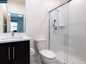 205 Plum Tree St, Livermore CA 94551