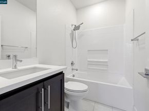 205 Plum Tree St, Livermore CA 94551