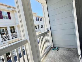 1810 Northshore Dr, Richmond CA 94804