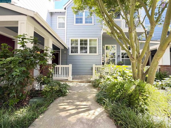 1810 Northshore Dr, Richmond CA 94804